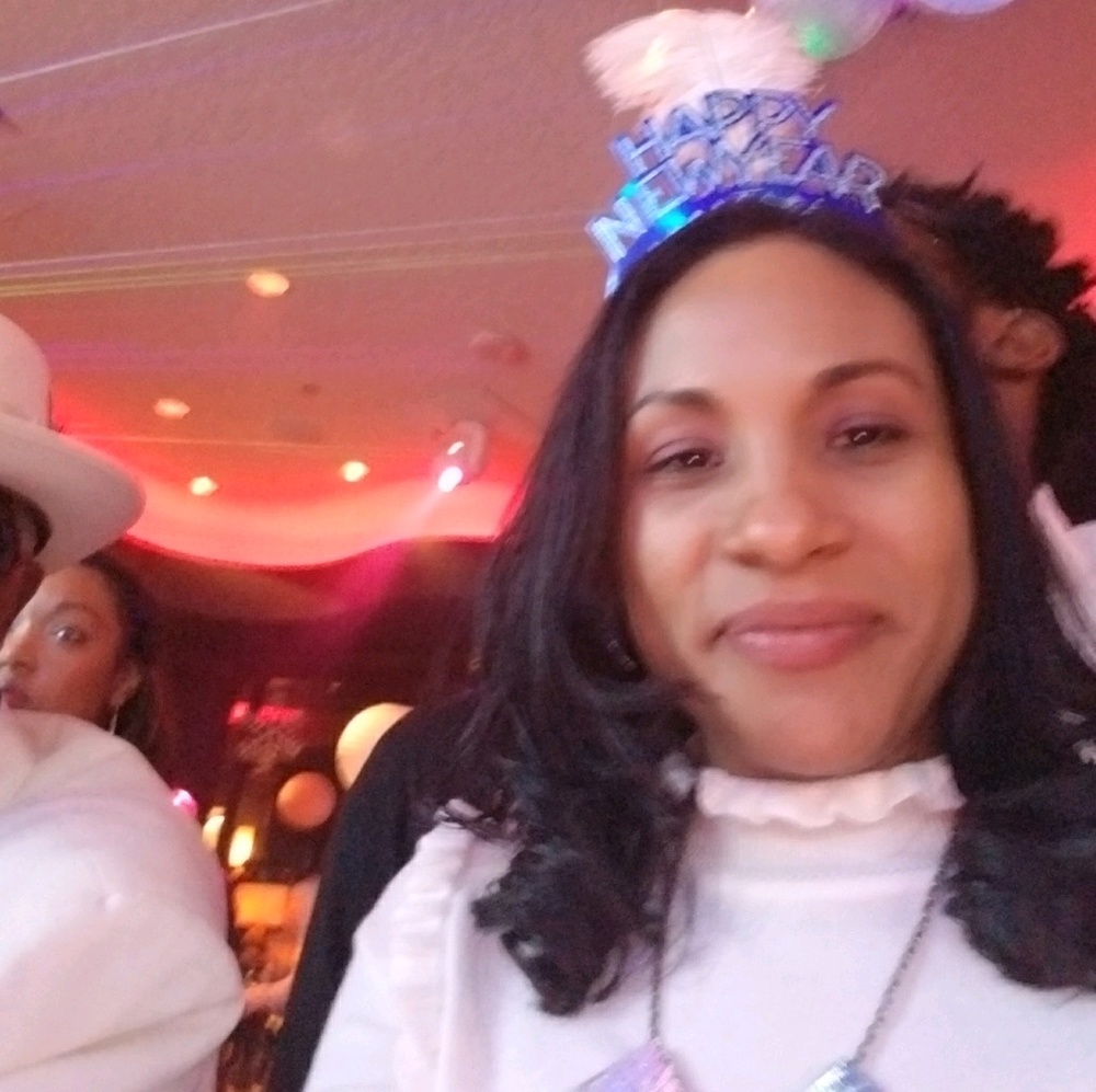 Meet your Posher, Jeanine